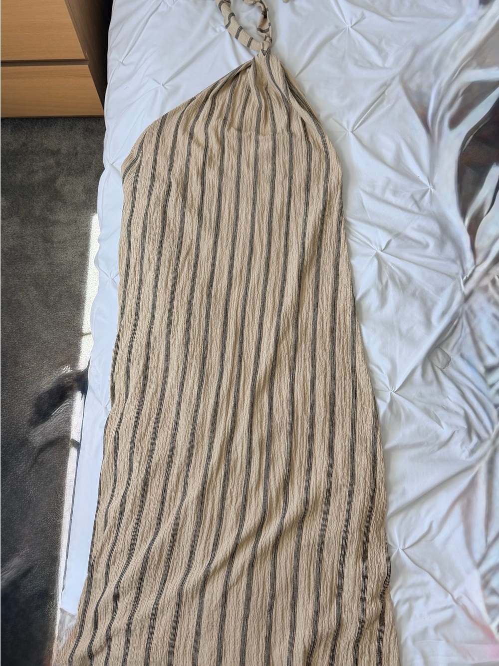H&M NWT crinkled stripe halter maxi dress beige size L